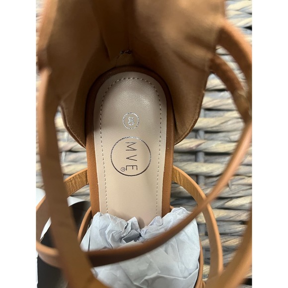 NWT MVE sz 8 womens Manner strappy open toe sandal 0914 0824 - Picture 6 of 11